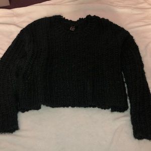 Medium Dark green knit sweater